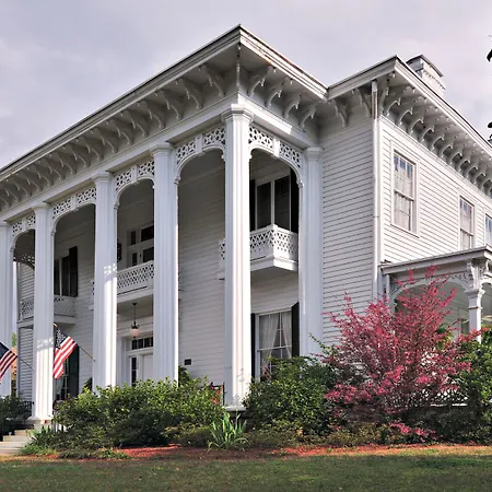 Shadowlawn Bed And Breakfast-3