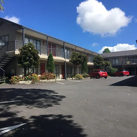 Cornwall Park Motor Inn-3