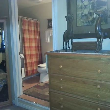 Rivers Edge Motel Lodge & Resort-2
