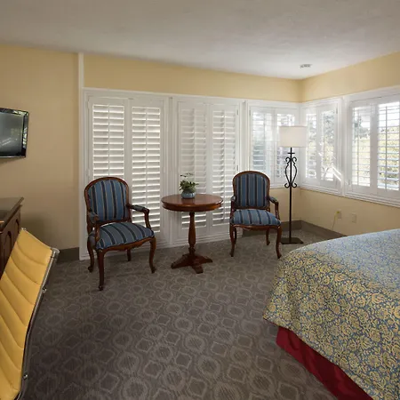 Normandy Inn-2