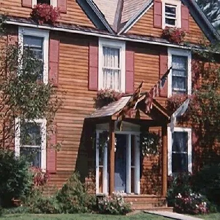 Chesapeake Inn Of Lenox-2
