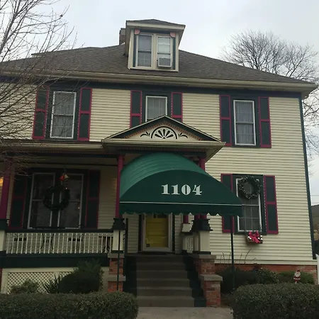 Ye Olde Walkerville Bed & Breakfast-2