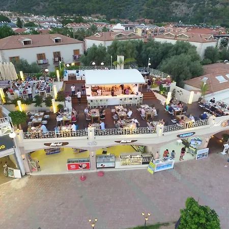 Jade Residence (Adults Only)-3