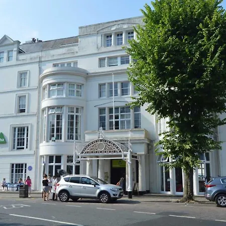 A&O Brighton Beach-2