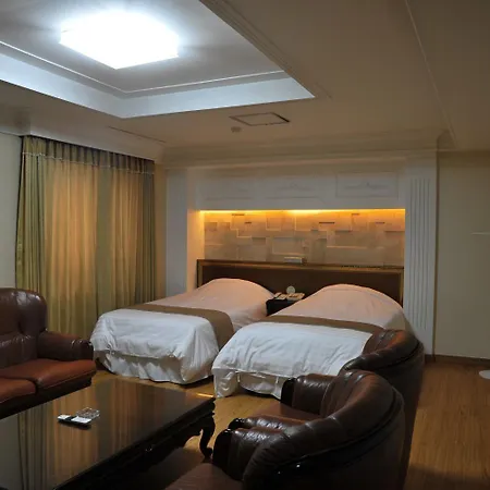 Palace Hotel Gwangju-3