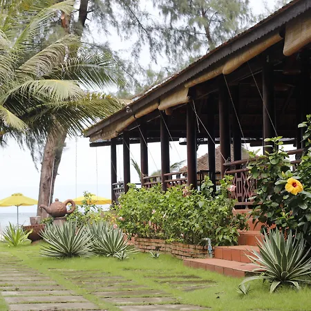 Gold Coast Phu Quoc Beach Resort-3
