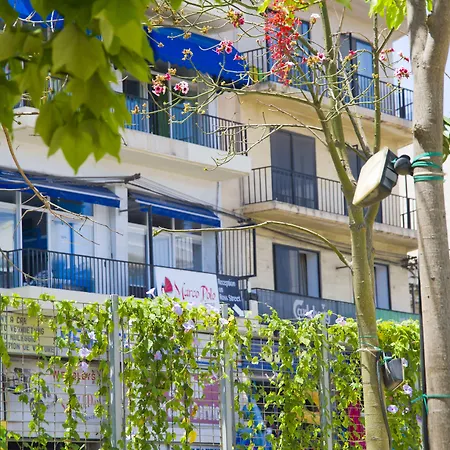 Marco Polo Party Hostel-2