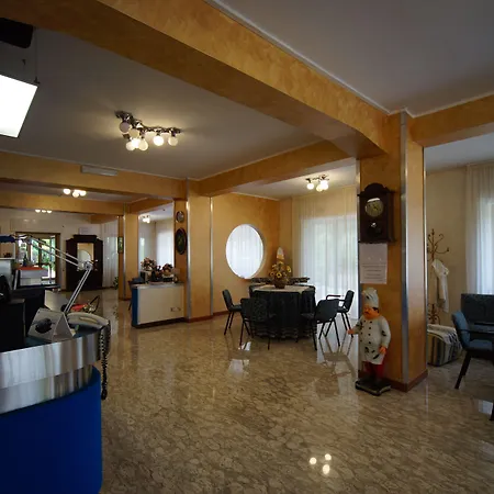 King Hotel-3