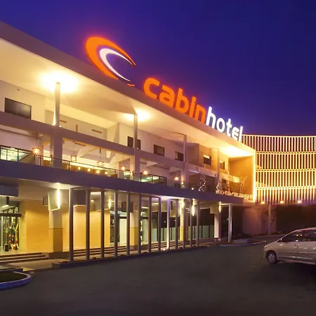 Cabin Hotel-3