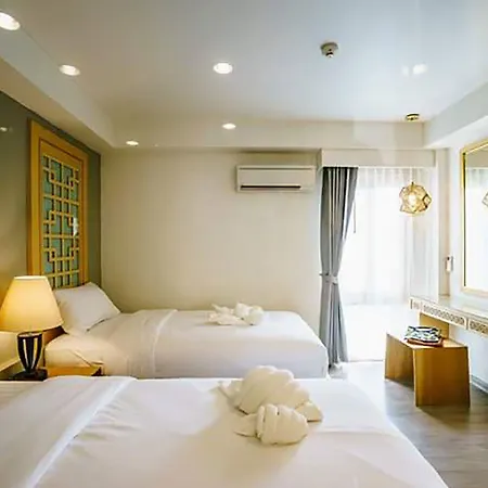 Moon Dragon Hotel-3