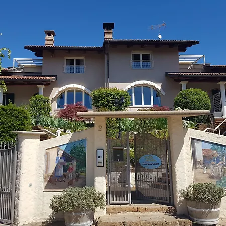La Rosa Gialla Bio Apartments-2