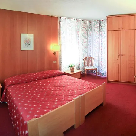 Hotel Edelweiss-3