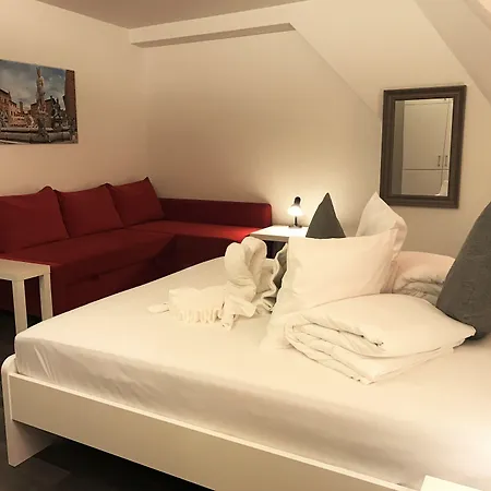 Inside Five Hotel-2