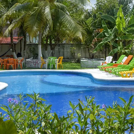 Amigos Hostel Cozumel-2