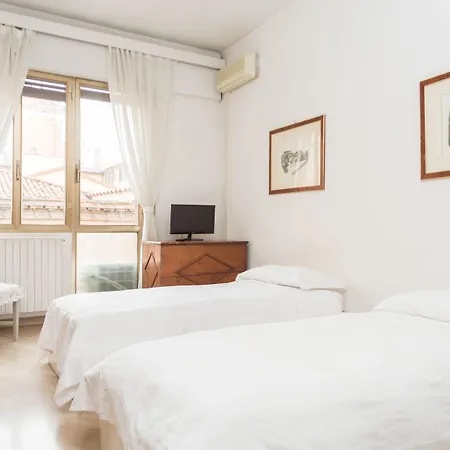 Cristina Rossi Bed And Breakfast-2