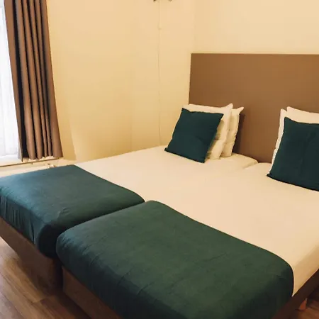 Hotel Corner House-2