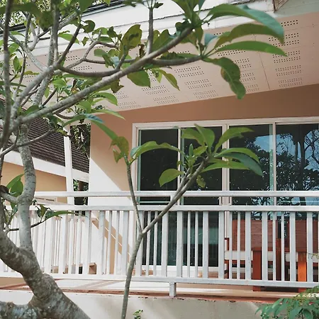 Bayview Resort Phi Phi Island - Beach Front Resort-2
