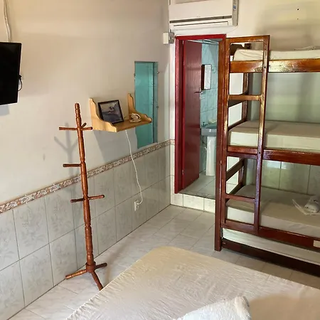 Papagaio Hostel&Pousada-2