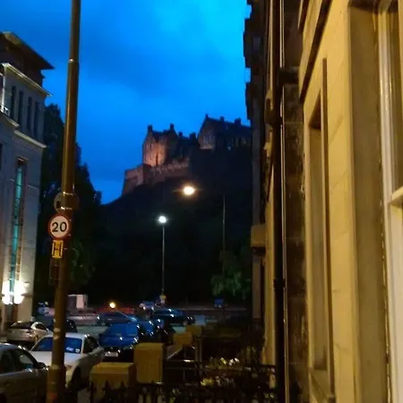 Edinburgh Nine-3