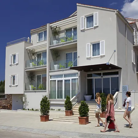 Boutique Hotel Bol-2