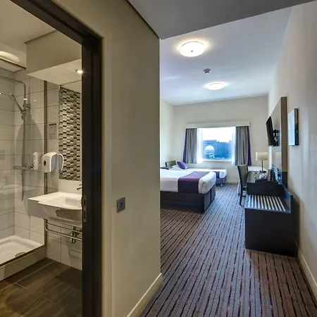 Premier Inn Dubai Ibn Battuta Mall-3