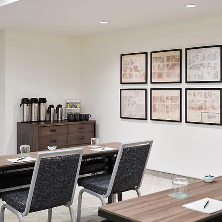 Metcalfe Hotel Ottawa By Gray Collection-3
