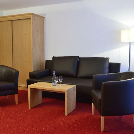 Burg Hotel Feldberg-3