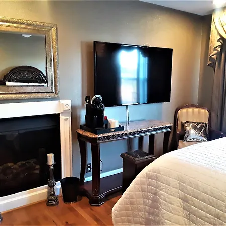 Secret Place Bed & Breakfast Llc-2