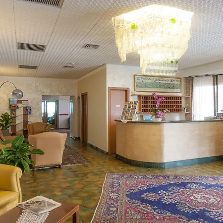 Regent'S Hotel-3