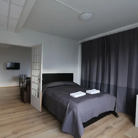 100 Iceland Hotel-2