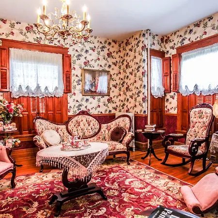 Hollerstown Hill Bed And Breakfast-3