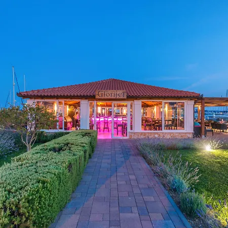 Marina Baotic Apartments-3