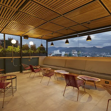 14 Urban Hotel-2