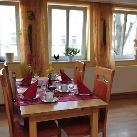 Hotel Hirsch Garni-2