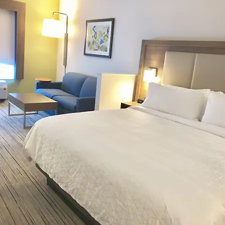 Holiday Inn Express & Suites Raleigh Airport - Brier Creek By Ihg-3