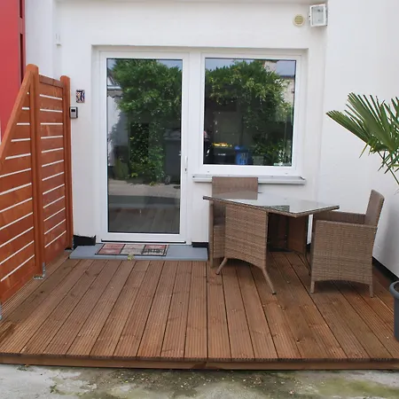 Haus Shiralee - Das Ferienhaus Warnemünde-3