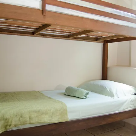 Ilha Hostel-2