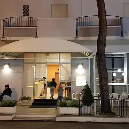 Hotel Lora-2
