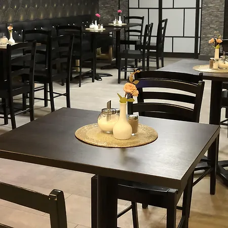 Hotel Moji Koeln-3