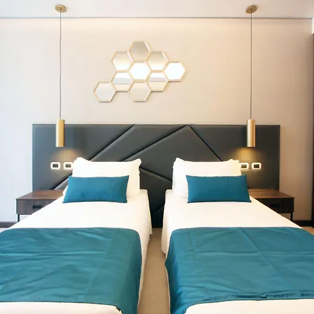 The Hive Hotel-3