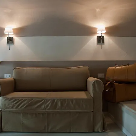 Nove Guest House-2