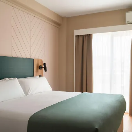 Limehome Benidorm Calle Mayor-3