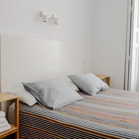 Hostal La Zona-2