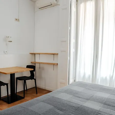 Hostal La Zona-3