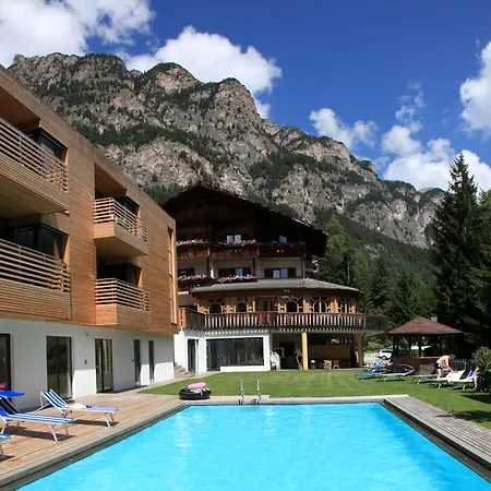 Hotel Piné-3