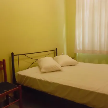 Zeus Hostel-3
