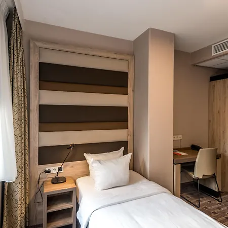 Xo Hotels Blue Square-3