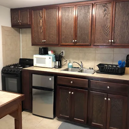 Parham Plaza Hotel-3