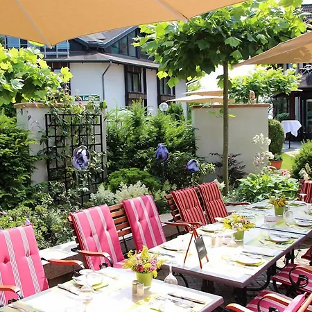 DORMERO Hotel Düsseldorf-3