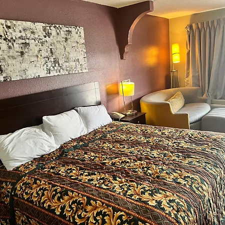 Rodeway Inn-2